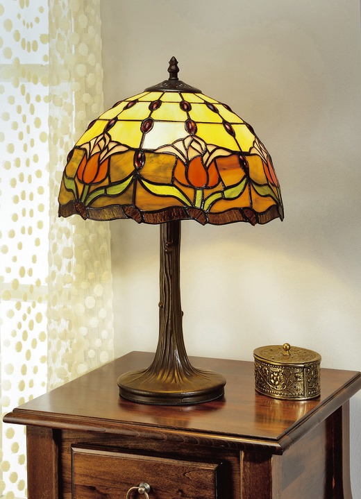 Lampen  & lampjes - Tiffany lamp, 1-lamps met effen gekleurde Tiffany glasstukken, in Farbe MULTICOLOR, in Ausführung Tafellamp