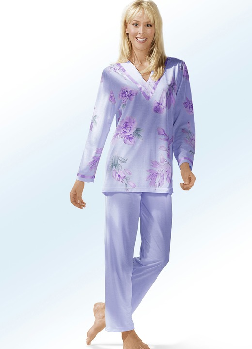 - Pyjama met V-hals en lange broek, in Größe 036 bis 052, in Farbe SERING-MULTICOLOR