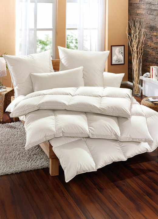 Dekbedden e.d. - Exclusief slaapcomfort: Musk Royal beddengoed assortiment van Häussling, in Größe 103 (deken, 135/200 cm) bis 112 (Deken, 200/200 cm), in Farbe NATUREL, in Ausführung Lichte zomerplaid Ansicht 1