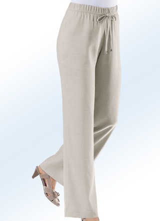 Broek in modieuze breedte en in comfortabel pull-on model