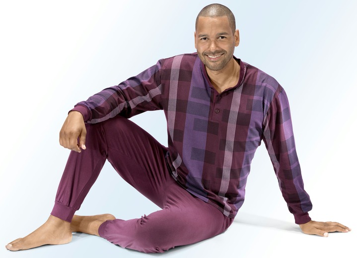 Pyjamas - Pyjama met knoopsluiting, ruitjespatroon en boorden, in Größe 048 bis 068, in Farbe KASTANJE Ansicht 1