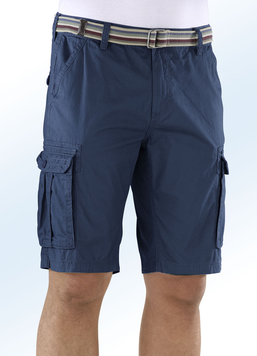 Shorts & bermuda's - Bermudashort met cargozakken in 4 kleuren Shorts & bermuda's - Bermudashort met cargozakken in 4 kleuren, in Größe 024 bis 060, in Farbe MARINE