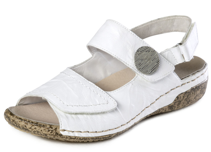 Sandalen & slippers - Rieker sandaal met opvallende metalen sieraden, in Größe 036 bis 042, in Farbe WIT Ansicht 1