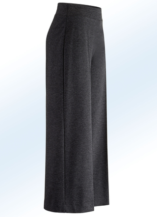 Broek in modieus verkorte lengte