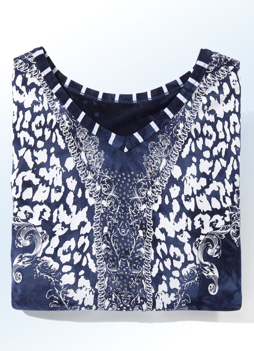 Longshirts - Lang shirt met V-hals in 2 kleuren Longshirts - Lang shirt met V-hals in 2 kleuren, in Größe 036 bis 054, in Farbe MARINE BATIK