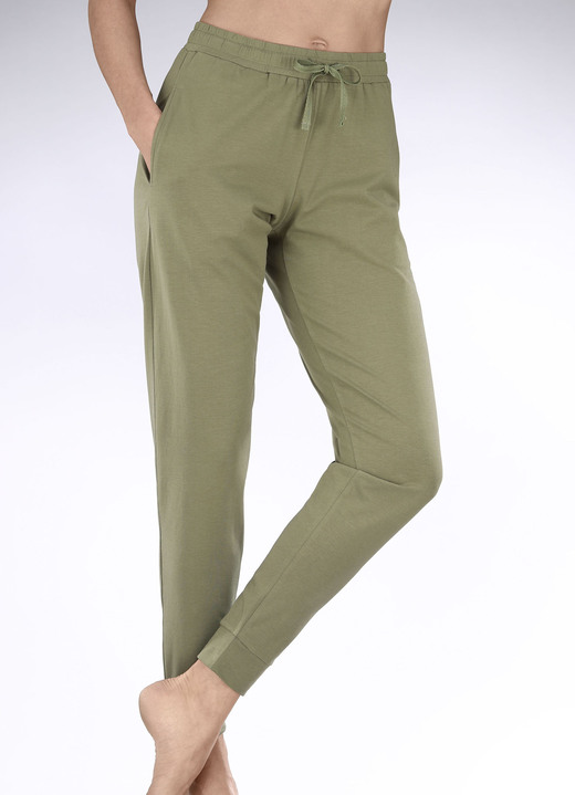 Pyjama's & shorties - Broek met biologisch katoen en zijzakken, in Größe 036 bis 052, in Farbe OLIJF Ansicht 1