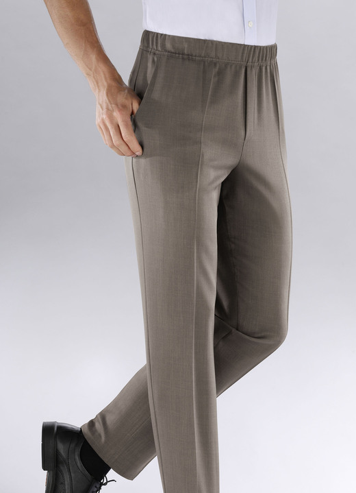 Broeken - ‘Klaus Modelle‘ pull-on broek in 4 kleuren, in Größe 025 bis 064, in Farbe RIETGROEN GEMʌEERD Ansicht 1
