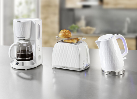 Russell Hobbs Honeycomb ontbijtserie gemaakt van hoogglans kunststof