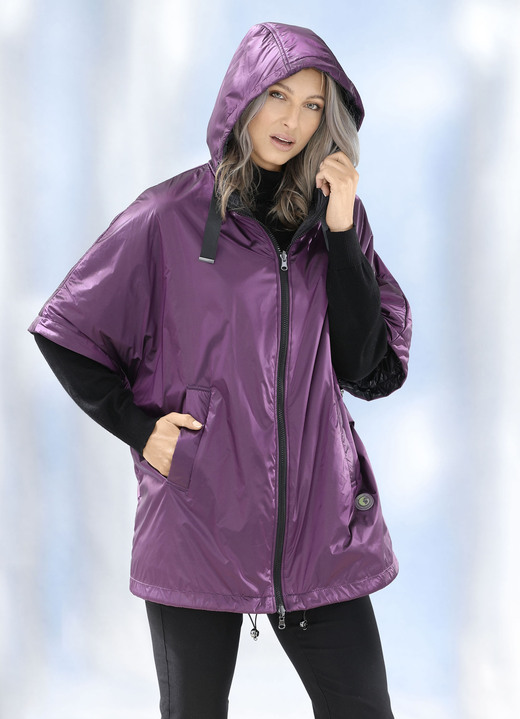 Jassen & mantels - Functionele omkeerbare cape in een oversized look, in Größe L bis XXL, in Farbe AMETHYST ZWART Ansicht 1