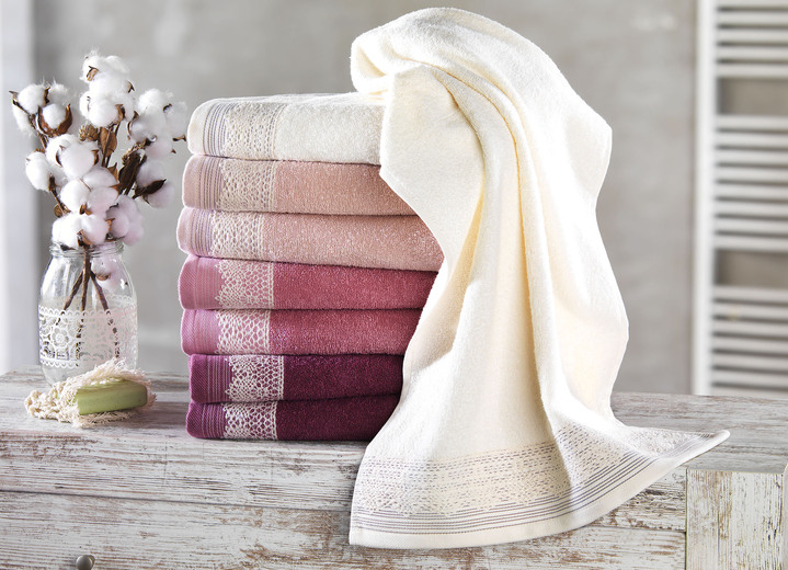 Badstof handdoeken - Prachtige badstof serie, in Größe 200 (1 handdoek, 50/90 cm) bis 204 (1 handdoek, 70/140 cm), in Farbe BEERE