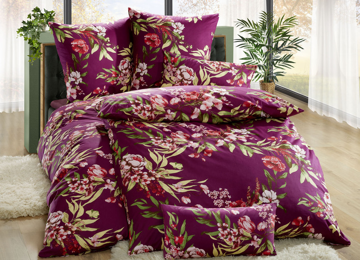 Beddengoed - Beddengoedset, in Größe 111 (40/80 cm + 135/200 cm) bis 115 (80/80 cm + 155/220 cm), in Farbe BROMBEERE Ansicht 1