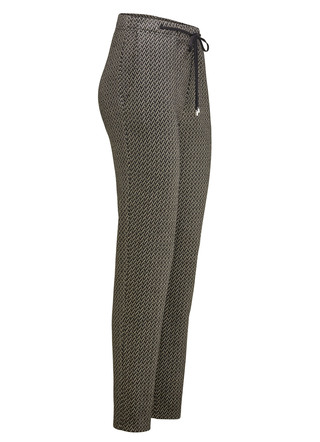 Broek met visgraatmotief