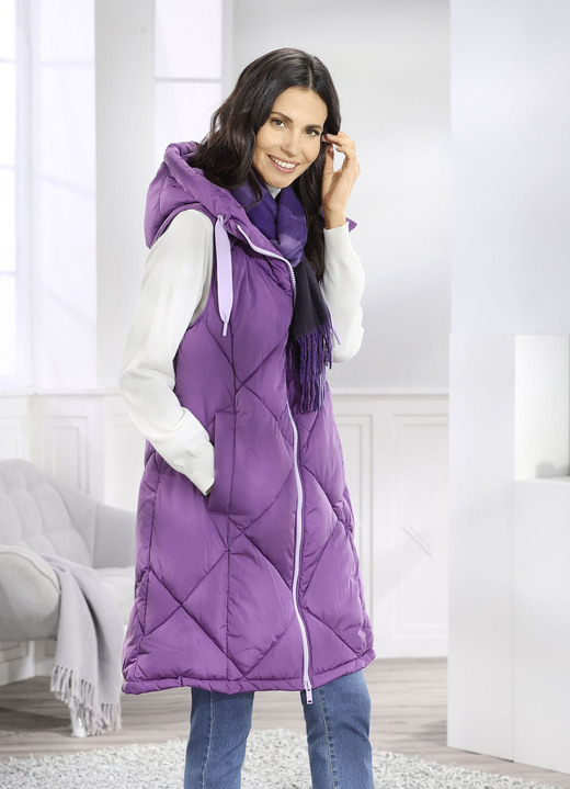 Lang - Lang vest met vaste capuchon, in Größe 034 bis 052, in Farbe AMETHYST Ansicht 1