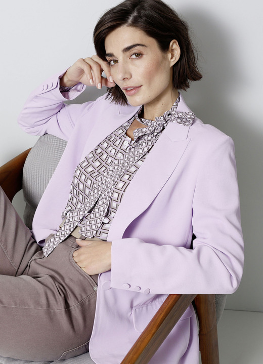 Blazer - Blazer met knoopsluiting, in Größe 038 bis 052, in Farbe FLIEDER Ansicht 1