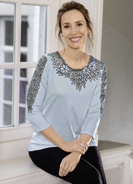 3/4-mouw - Shirt met rijkelijk versierde tule in 3 kleuren 3/4-mouw - Shirt met rijkelijk versierde tule in 3 kleuren, in Größe 036 bis 052, in Farbe BLAUW
