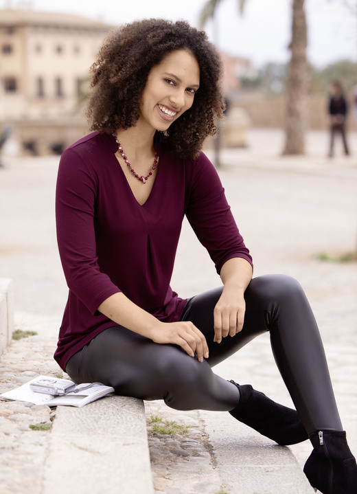 Tunieken - Shirt tuniek met V-hals, in Größe 036 bis 054, in Farbe BORDEAUX Ansicht 1