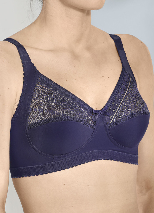 BH zonder beugel - BH met elastische kant, in Größe 080 bis 105, in Cup C, in Farbe MARINE