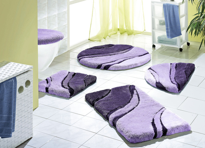 Badmatten - Moderne badkamerset van Kleine Wolke, in Größe 100 (Matje, halfrond 50/80 cm) bis 112 (wc-Dekselafdekking met touwtje), in Farbe PAARS Ansicht 1