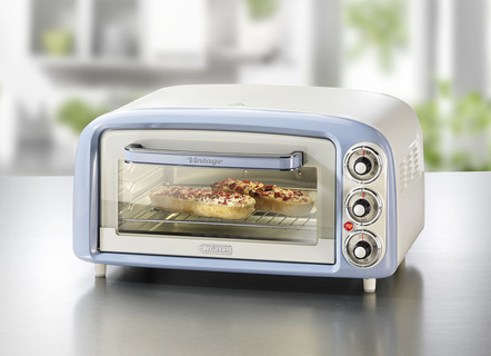 Ariete oven in vintage design