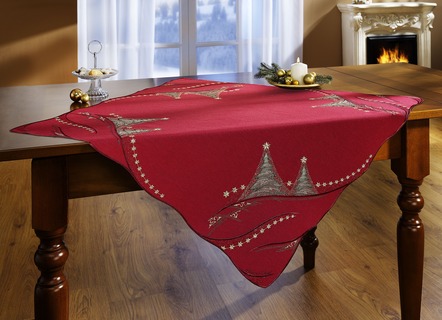 Kerstachtige tafel- en kamerdecoratie