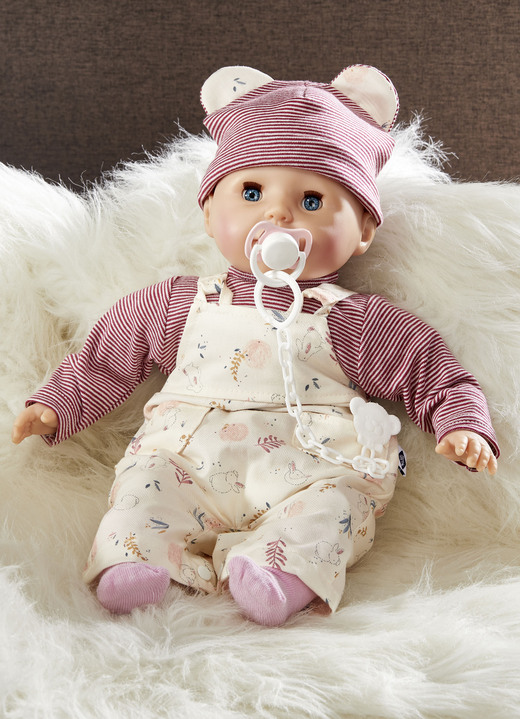 Decoratie - Babypop Amy met een liefdevol babygezichtje, in Farbe CRÈME-BORDEAUX