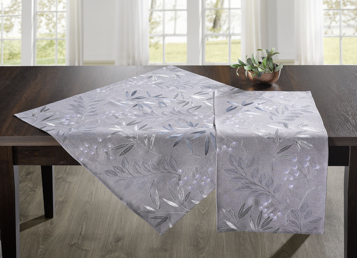 Woontextiel - Geborduurde tafel- en kamerdecoratie met gras- en bladmotief, in Größe 130 (2 Deckchen, 35x 50 cm) bis 404 (Kussensloop, 40 x 40 cm), in Farbe ZILVER Ansicht 1