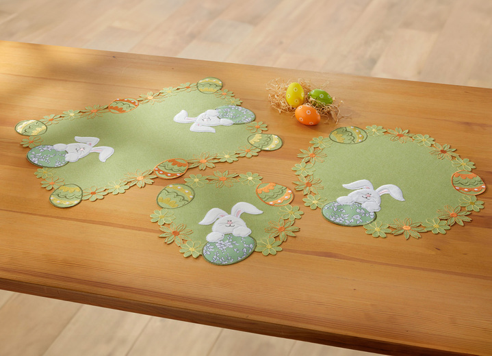 Woontextiel - Tafel- en kamerdecoratie met pluche en stoffen applicaties, in Größe 101 (Kleedje, 35 x 50 cm) bis 404 (Kussensloop, 40 x 40 cm), in Farbe GRÜN Ansicht 1