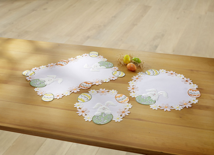 Woontextiel - Tafel- en kamerdecoratie met pluche en stoffen applicaties, in Größe 101 (Kleedje, 35 x 50 cm) bis 404 (Kussensloop, 40 x 40 cm), in Farbe WEISS Ansicht 1