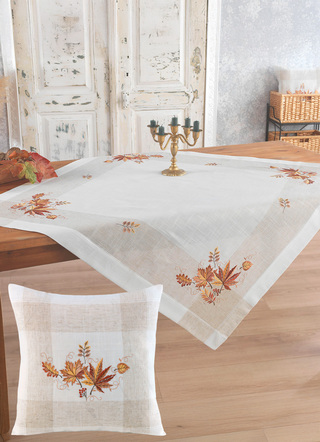 Prachtig geborduurde tafel- en kamerdecoratie