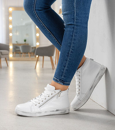 Bewerbung des Bereiches: Damesschoenen