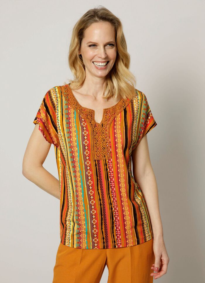 Shirt met gehaakte kanten rand 