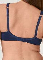 Naturana-bh met satijnen bies aan het decollet&eacute; 
