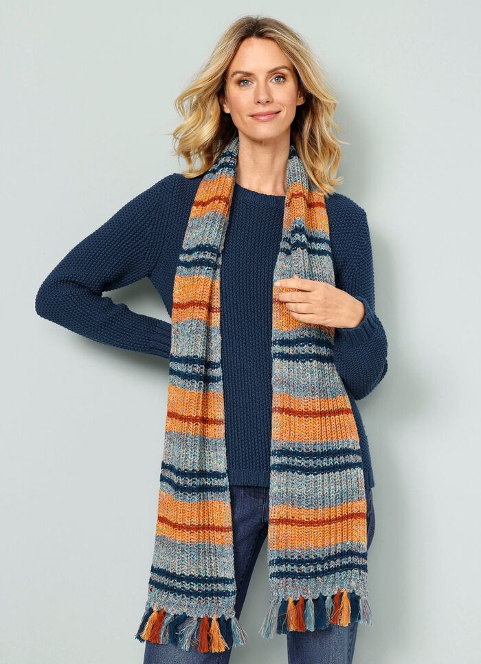 Grofgebreide trui met sjaal 