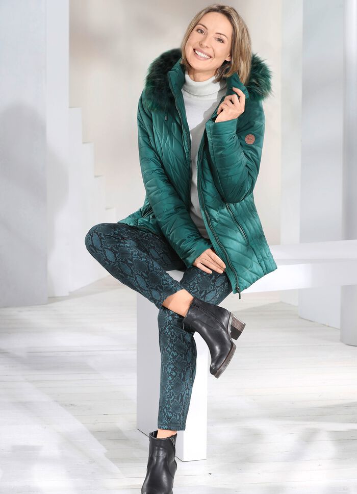 Broek met trendy reptieldessin 