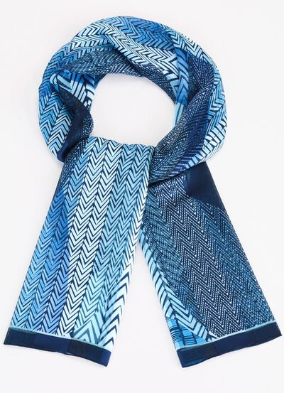 Sjaal met fantasiemotief 