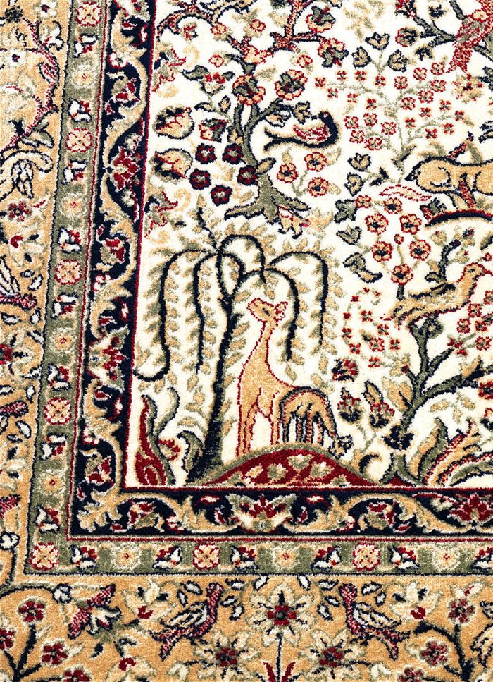 Bruggen en tapijten in prachtige Perzische ontwerpen 