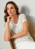 Shirt met decoratieve glanzende garenelementen 