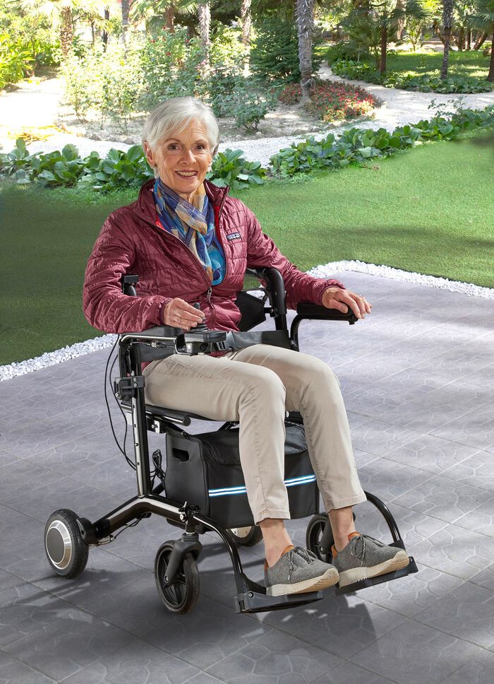 Elektrische rolstoel/rollator 2-in-1 