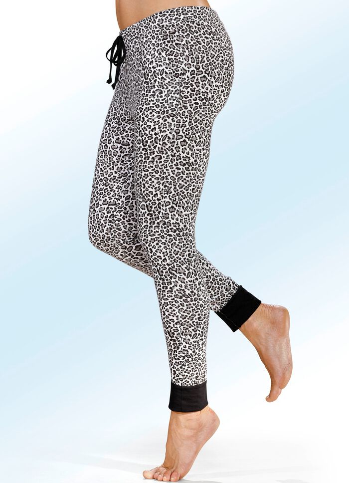 Set van twee slaap- en vrijetijdsbroeken van biologisch katoen met manchetten 