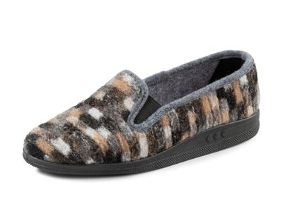Slippers gemaakt van textielmateriaal met een patroon 