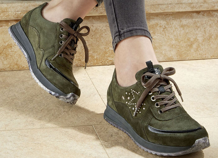 Waldläufer veterschoen met trendy klinknageldecoratie KAKI