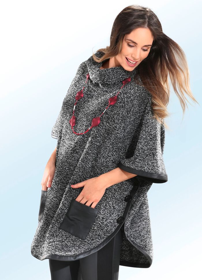 Poncho met kunstleren accenten 