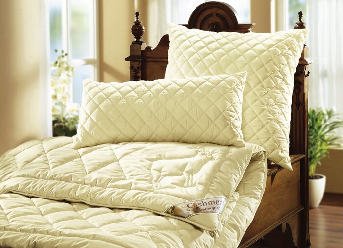 Mesana beddengoedassortiment met het fijnste en hoogwaardige kostbare haar ECRU