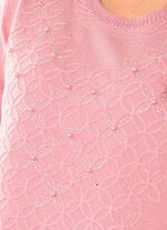 Een trui van zachte, fijngebreide kwaliteit 