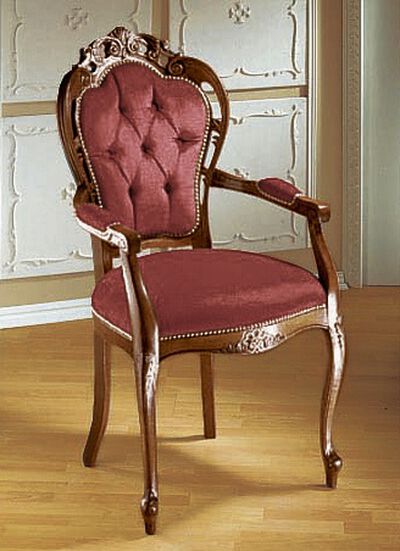 Elegante eetkamerstoelen of fauteuils 