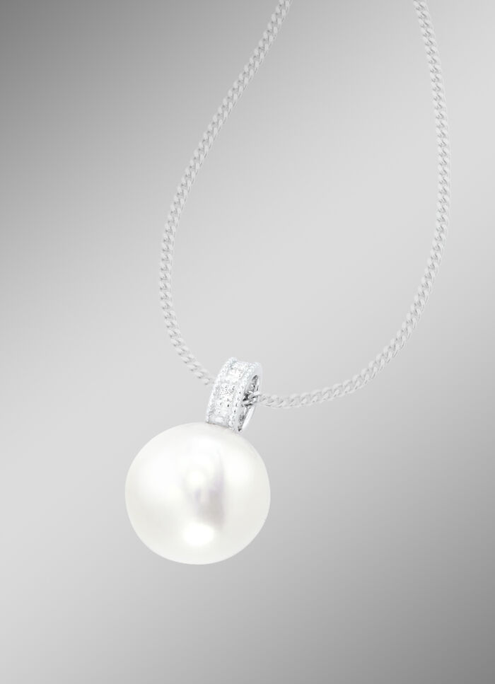 Kettinghanger met zoetwaterparel en briljanten 