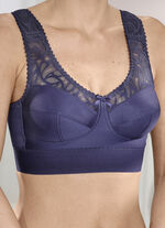 Bh met elastisch kant aan de voorzijde 