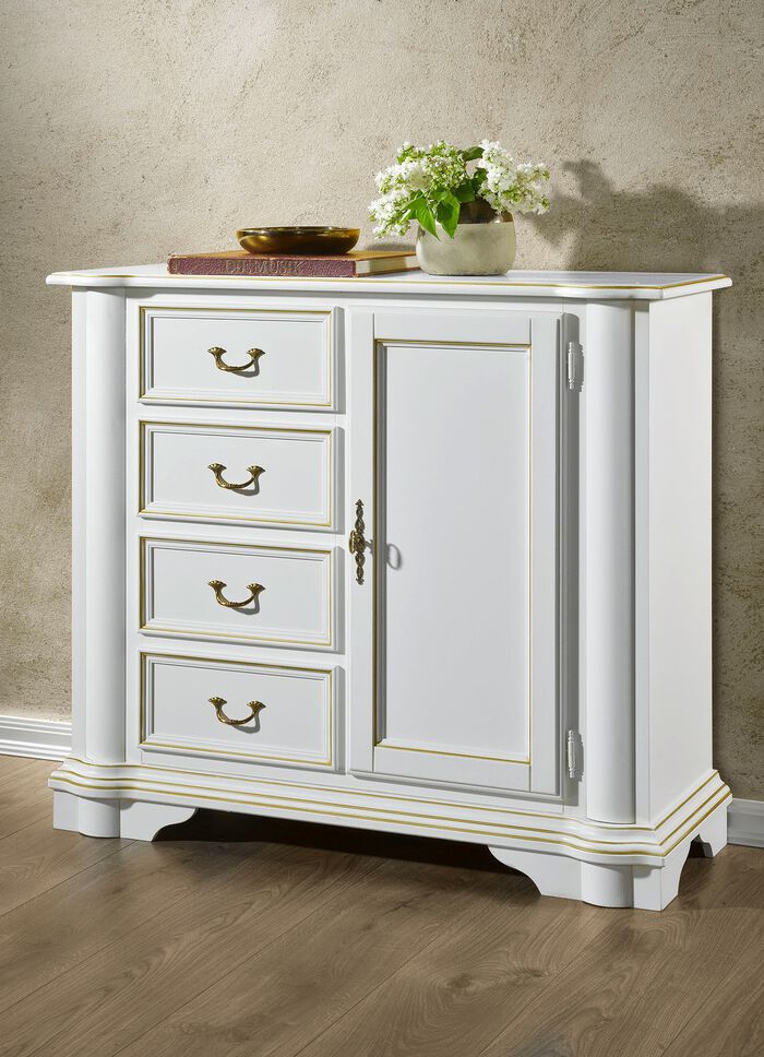 Ladekast serie gemaakt van gedeeltelijk massief hout 