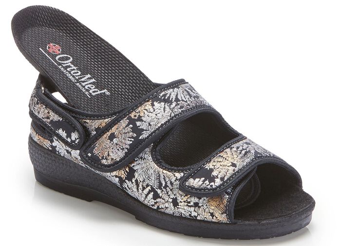 Sandaal gemaakt van glanzend textielmateriaal ZWART