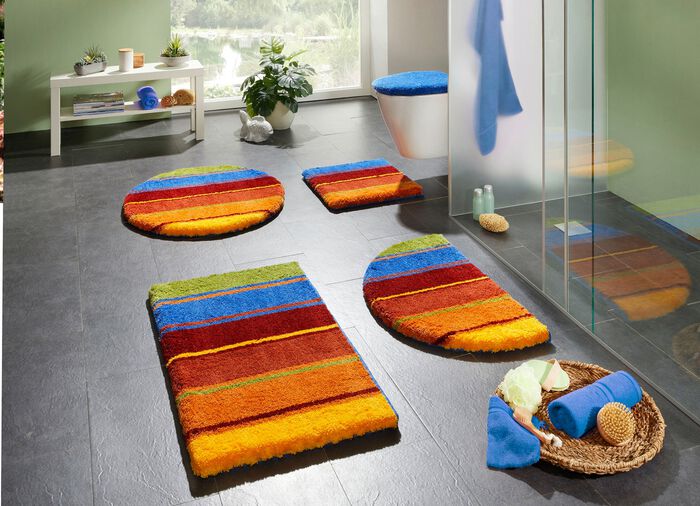 Kleurrijke badkamerset van Grund 